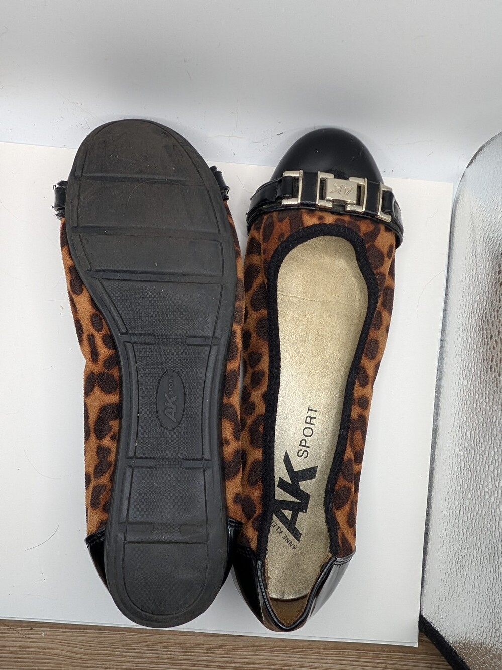 Anne Klein Sport Leopard Print Flats with Black Patent Toe and Silver Buckle - Picture 7 of 7